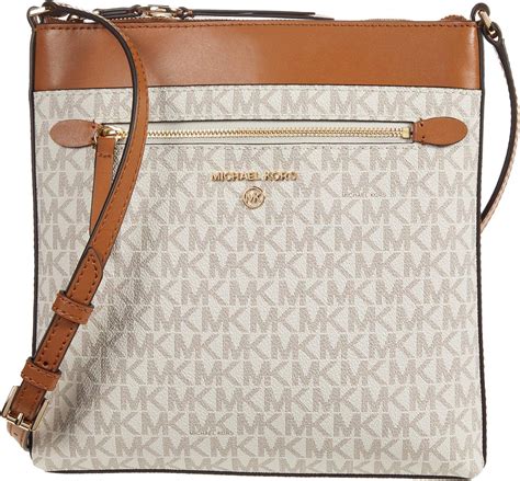 michael kors small jet set.